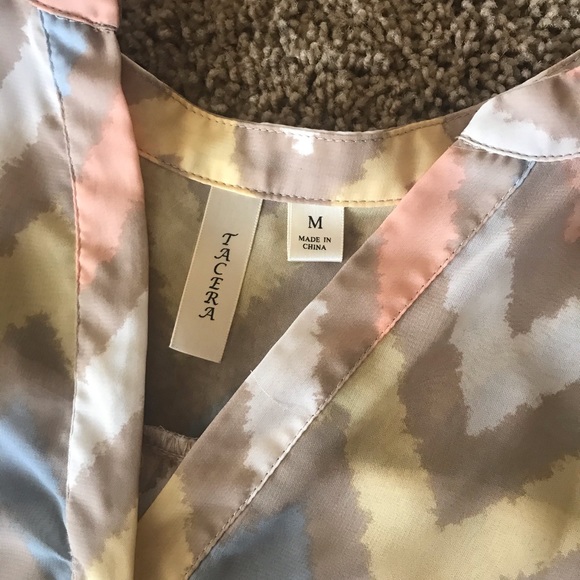 Colorful blouse - Picture 6 of 8